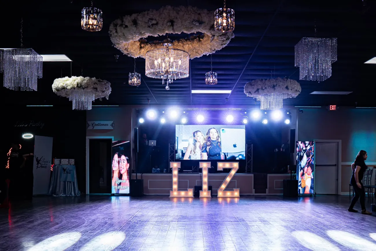 Quince dance floor