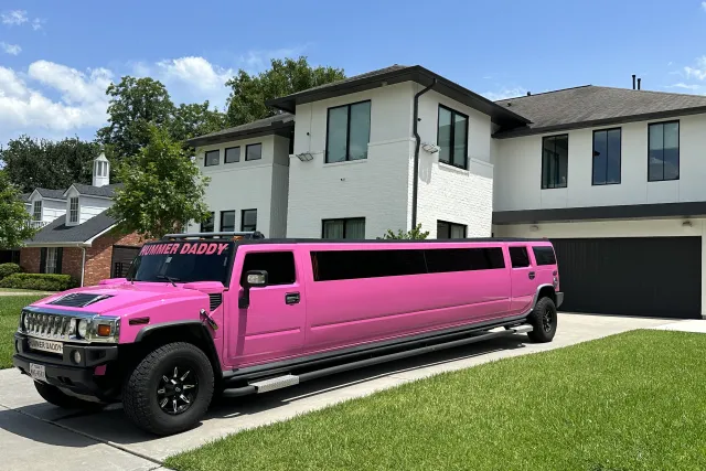 Hummer Daddy Pink Limos