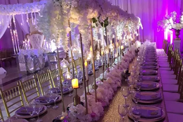 Los Chefs Hermanos Decorations